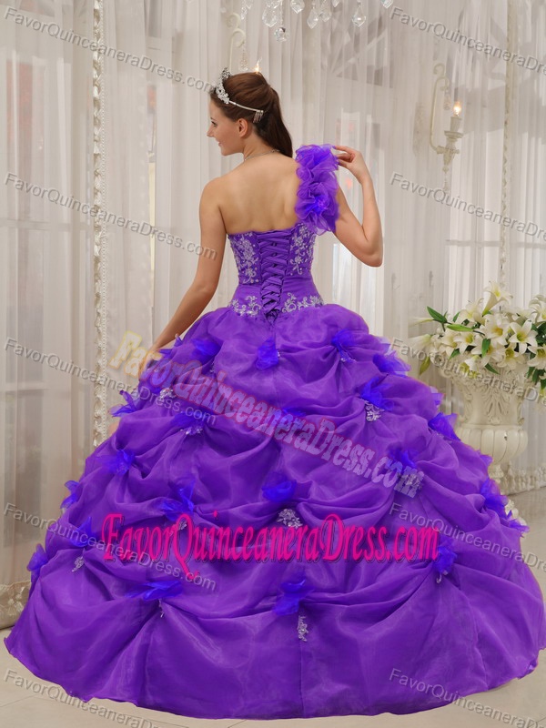 Purple One-shoulder Organza Quinceanera Gown Dress with Appliques