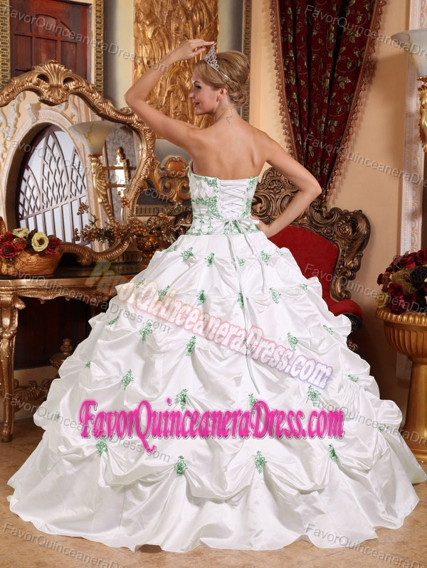 White Strapless Floor-length Taffeta Quinceanera Dresses with Pick-ups