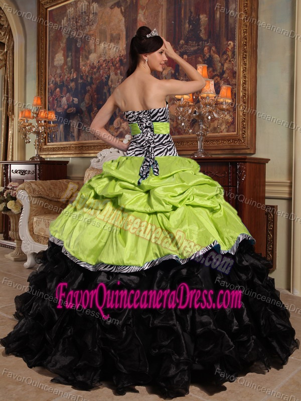 Ruffled Yellow Green and Black Sweetheart Quince Dress with Pick-ups
