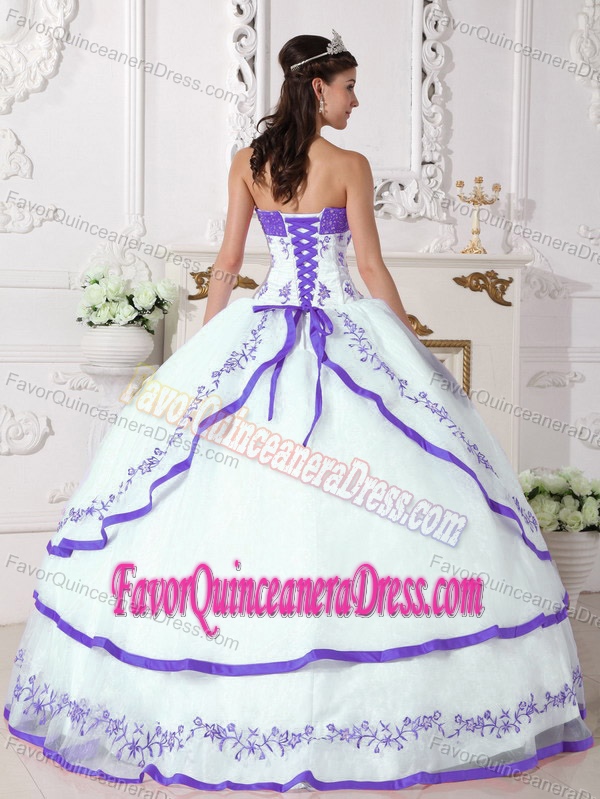White Strapless Floor-length Organza Dress for Quince with Embroidery