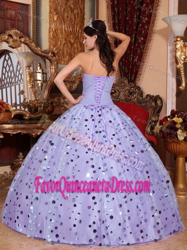 Shimmery Lilac Sweetheart Floor-length Dress for Quinceanera in Tulle