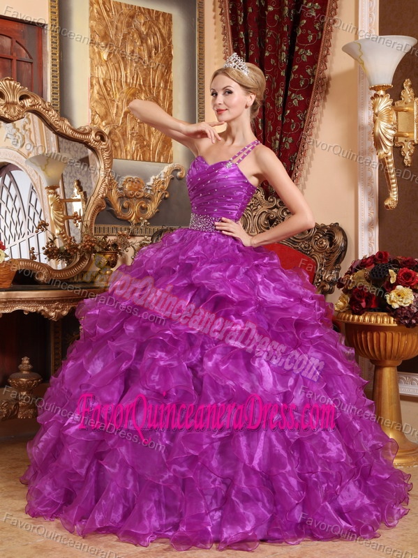One Shoulder Floor-length Organza Purple Quince Dresses with Ruffles