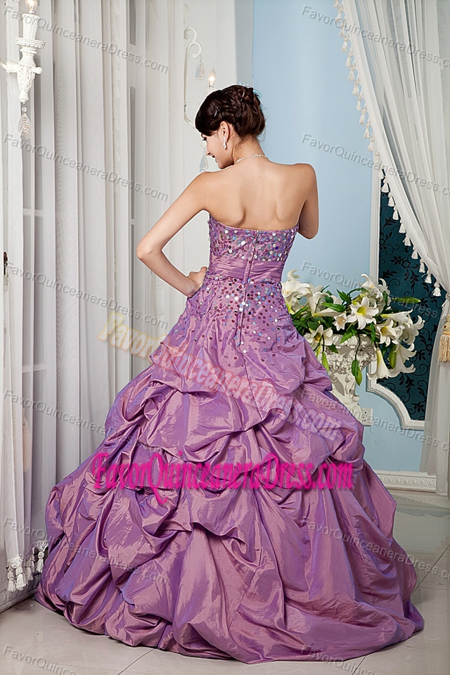 Lavender Beading Sweetheart Taffeta Dresses for Quince with Pick-ups