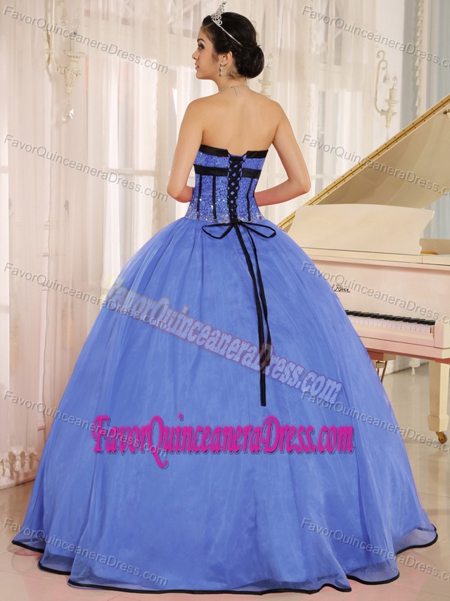 Elegant Blue Organza Sweetheart Sweet Sixteen Dresses with Beading
