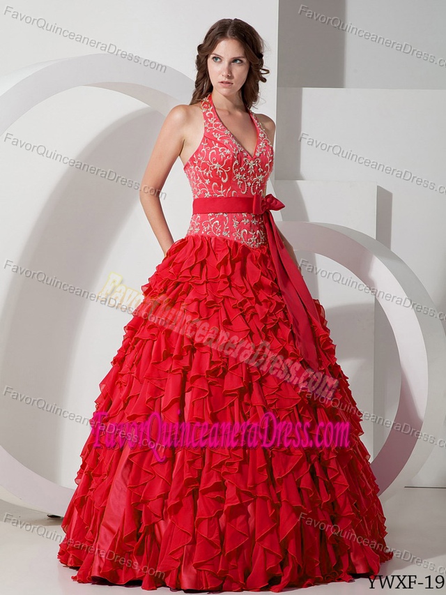 Turn Heads Ball Gown Floor-length Chiffon Embroidery Quinceanera Gowns