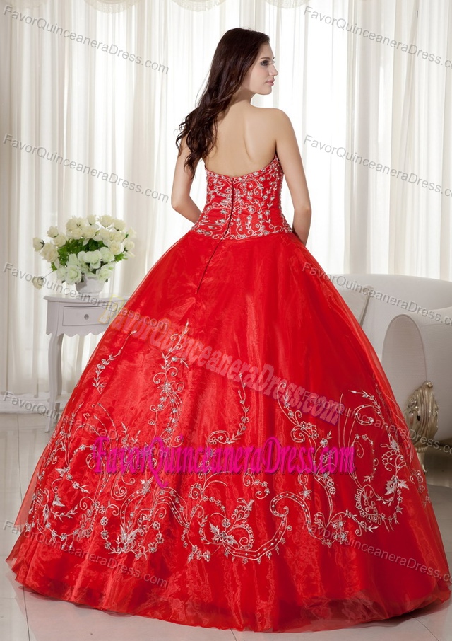 Red Shimmery Sweetheart Organza Beaded and Embroidery Dresses for Quince