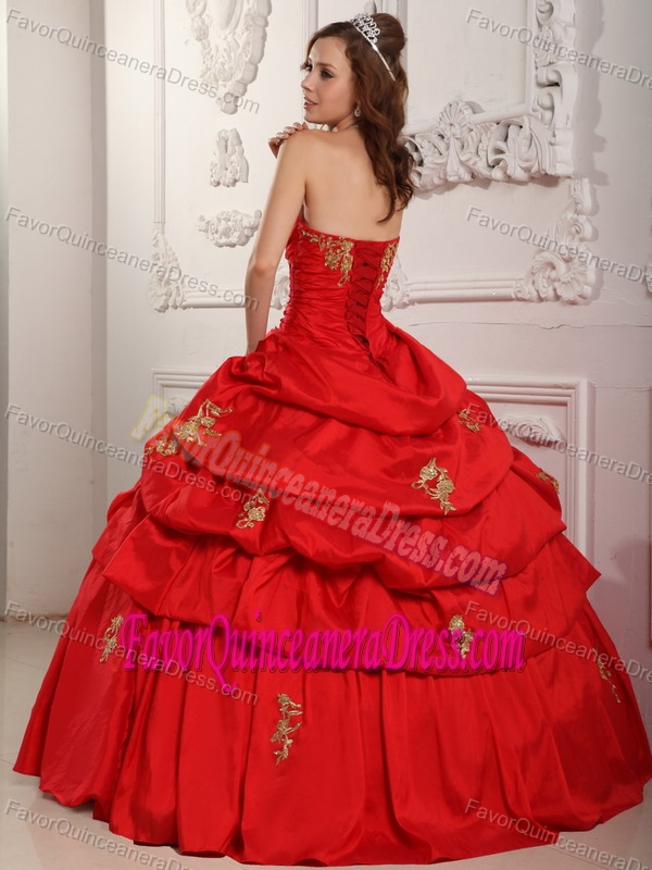 Wonderful Ball Gown Sweetheart Taffeta Appliques Red Dresses for Quince