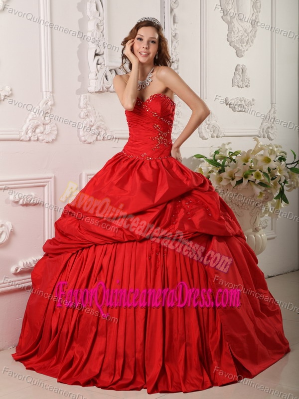 Exclusive Sweetheart Floor-length Beaded Taffeta Red Dress for Quinceaneras