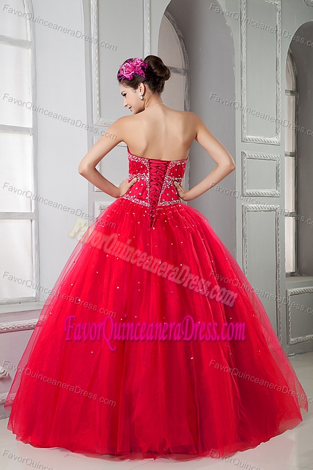 Gorgeous Red Ball Gown Sweetheart Tulle Beaded Dresses for Quinceanera