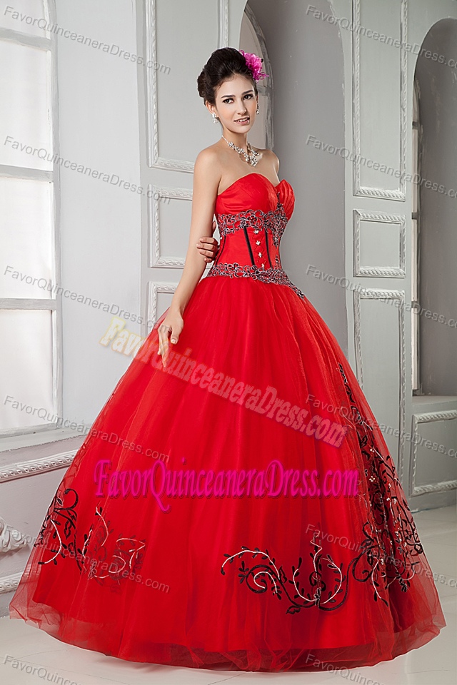 Fashionable Red Floor-length Sweetheart Tulle Quinceanera Gown Dresses