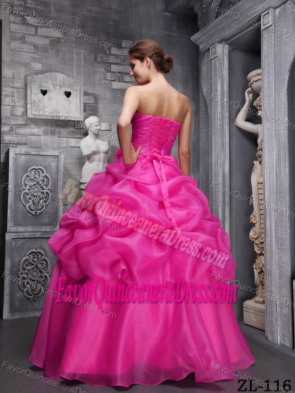 Sweetheart Organza Beaded Hot Pink Ball Gown Quinces Dresses with Ruches