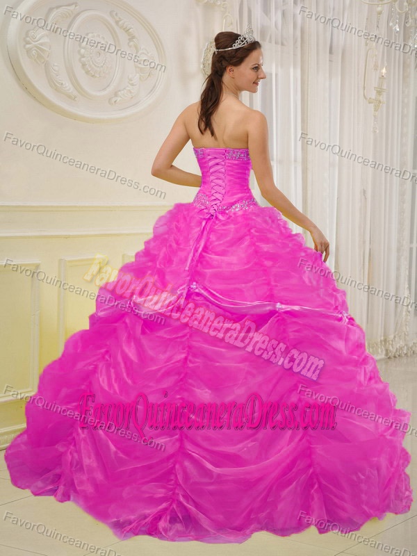 Floor-length Organza Beaded Hot Pink Ball Gown Quince Dresses with Sweetheart