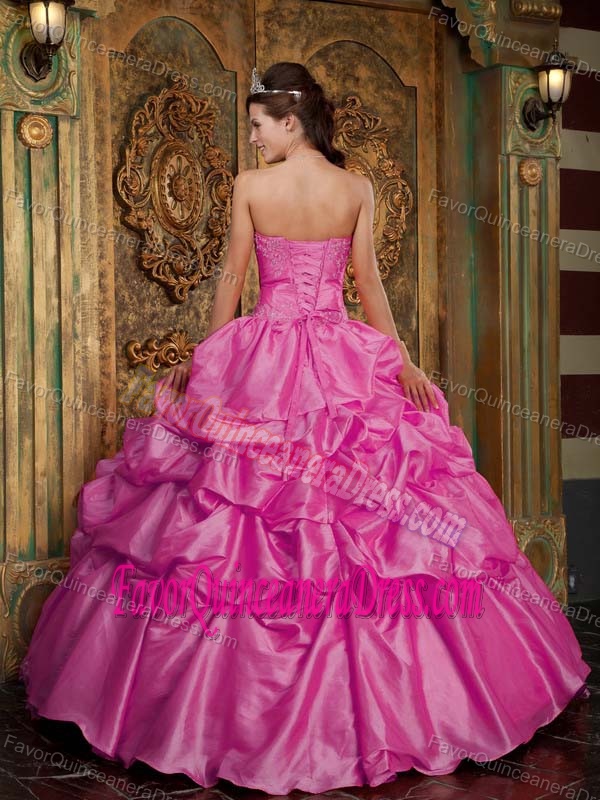Sweetheart Appliqued Hot Pink Ball Gown Quince Dresses in Taffeta and Tulle Lace