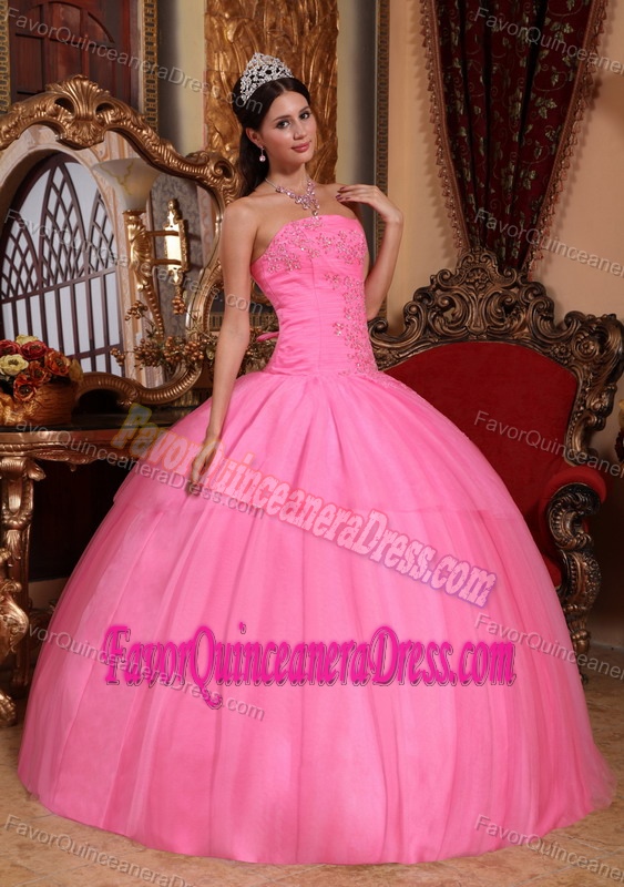 Pretty Ball Gown Strapless Tulle Quinceanera Dresses with Appliques in 2014