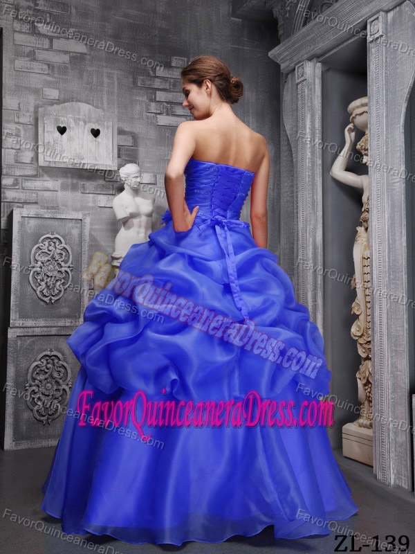 Popular Blue Sweetheart Organza Beaded and Ruched Quinceanera Dresses