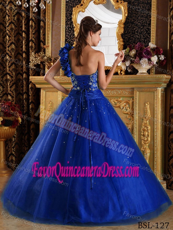 One Shoulder Quinceanera Dresses with Appliques and Hand Made Flowers