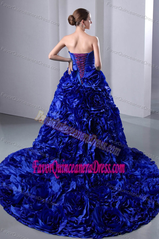 Popular Royal Blue Ruched Sweetheart Quinceanera Dress with Rolling Flowers