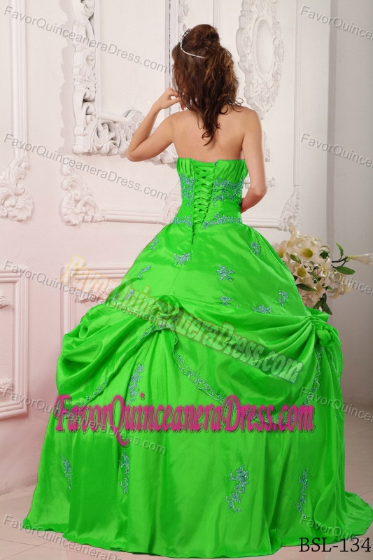 Strapless Spring Green Taffeta A-line Appliques Quinceanera Gown Beaded