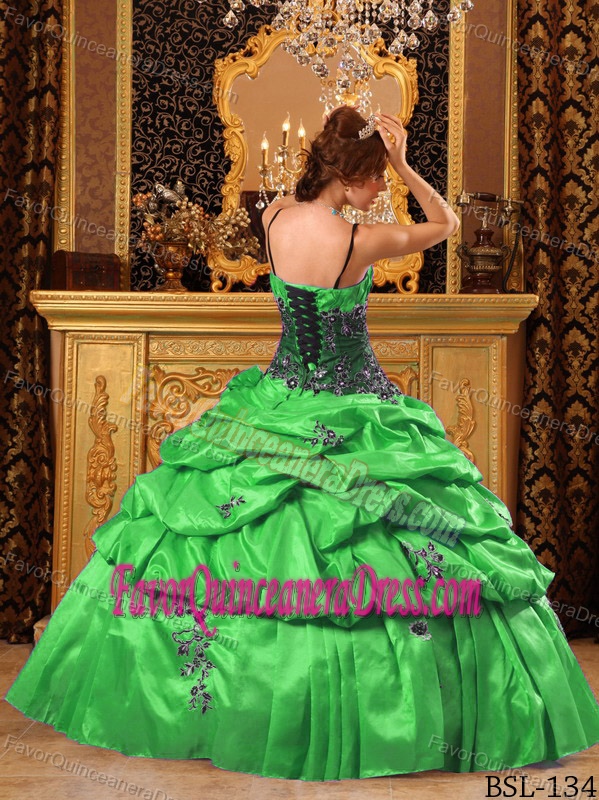 Cheap Appliques Green Spaghetti Straps Layered Taffeta Sweet 16 Dresses