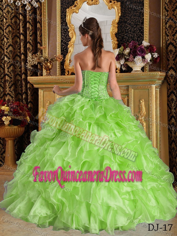 Spring Green Organza Sweetheart Dresses for Quince with Ruffled Layers