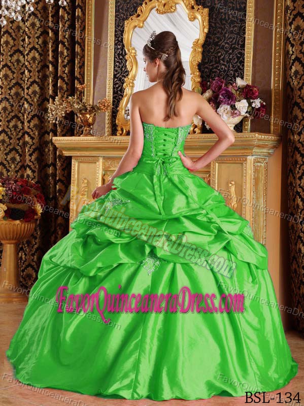 Taffeta Green Pick-ups Quinceanera Dresses with Beadings and Appliques