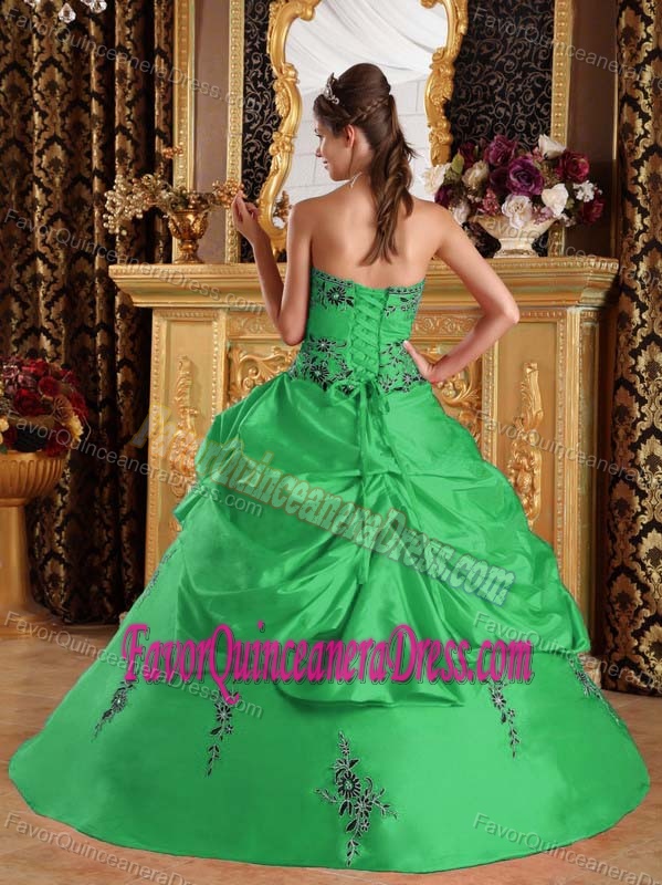 High Quality Taffeta Strapless Sweet 15 Dresses with Embroidery in Green