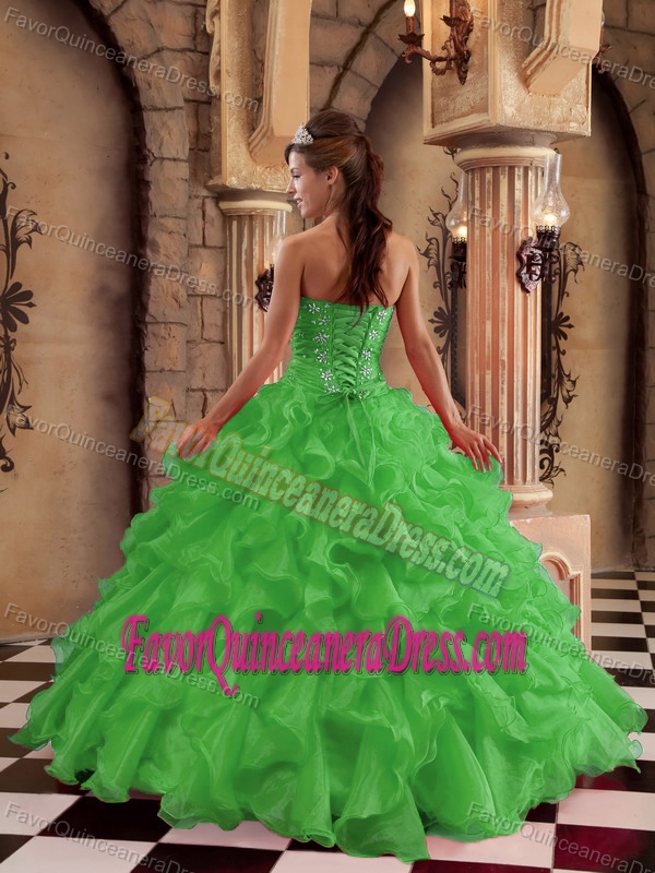 Gorgeous Green Sweetheart Ruching Organza Dress for Quinceanera Ruffled