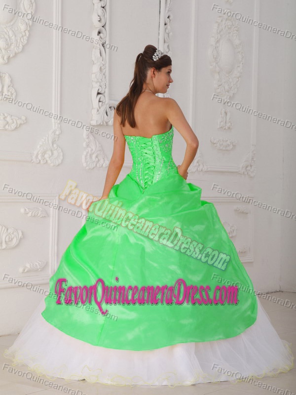 Organza and Taffeta Green and White Appliques Sweet Sixteen Dresses 2013