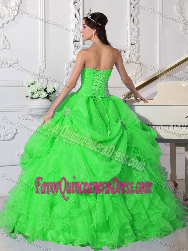 Cheap Green Pick-ups Organza Sweet 15 Dresses Beaded with Ruffled Layers