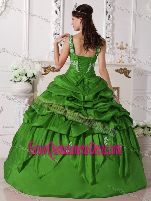 Green Uptown Ball Gown Floor-length Taffeta Dresses for Quince with Beading
