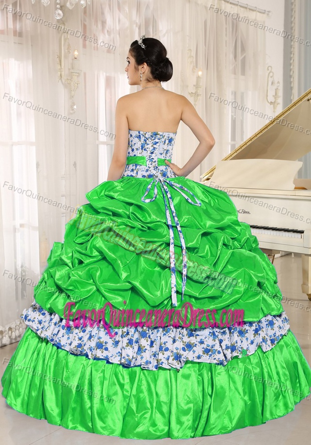 Mod Taffeta Quinceanera Dress with Pick-ups and Printing in Spring Green