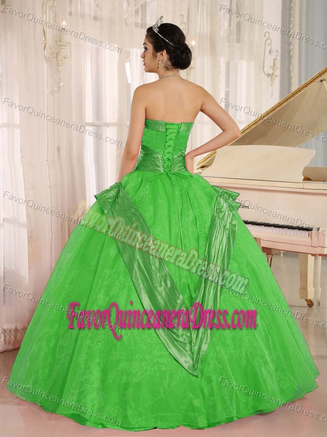 Jazzy Sweet Spring Green Organza Sixteen Dresses with Strapless and Beading