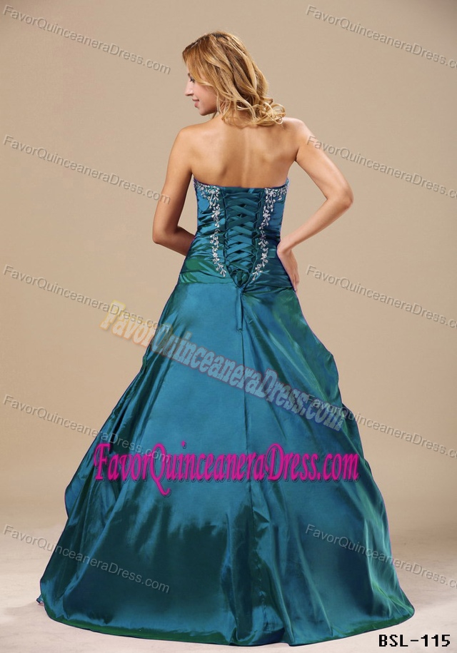 Plus Size Sweetheart Neck Appliqued Teal Quinceanera Gown in Organza Taffeta
