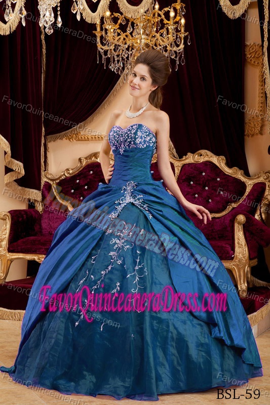 Special Embroidered Teal Quinceanera Dresses in Organza and Taffeta