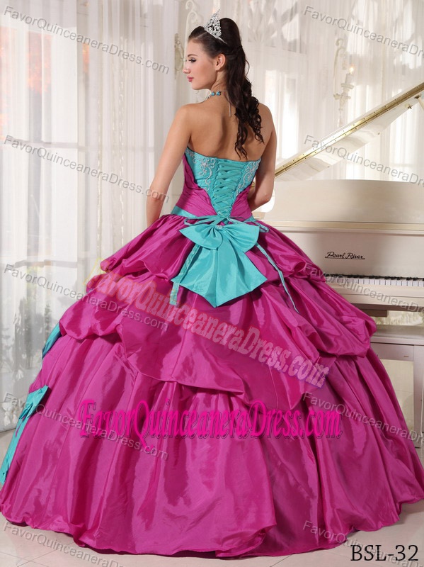 Taffeta Appliqued Floor-length Quinceanera Gown Dresses with Sweetheart
