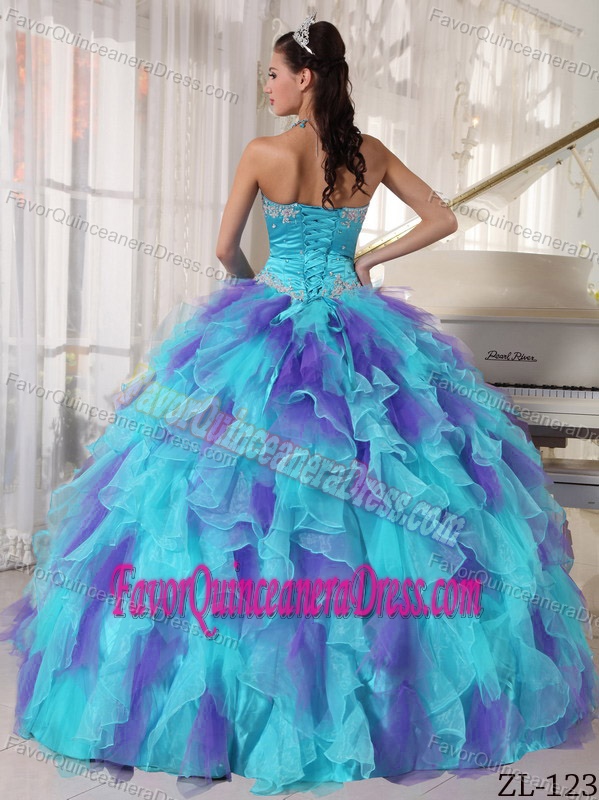 Luxurious Ball Gown Strapless Organza Quinceaneras Dress with Appliques