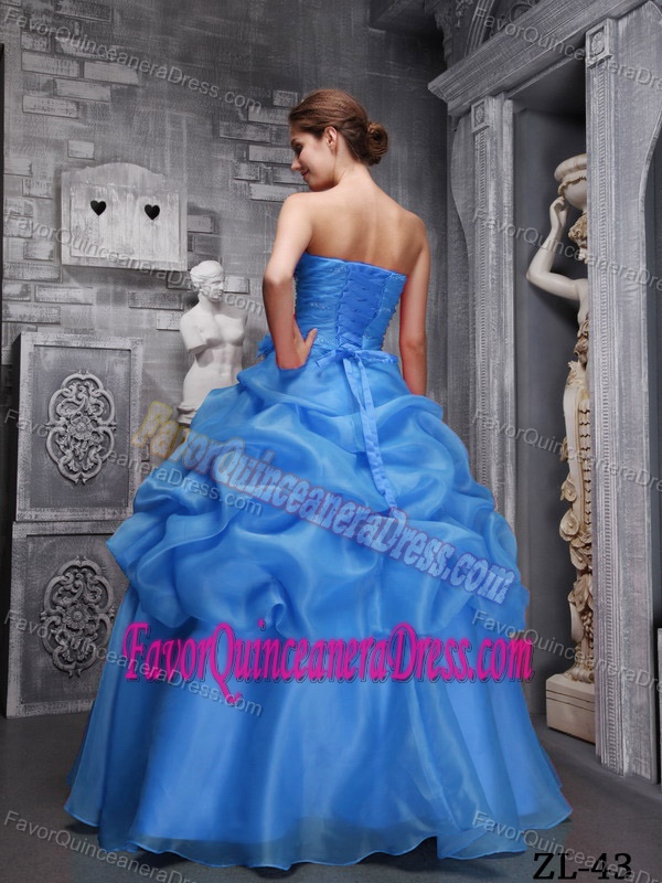 Sweetheart Floor-length Organza Beaded Blue Quince Dresses with Ruches