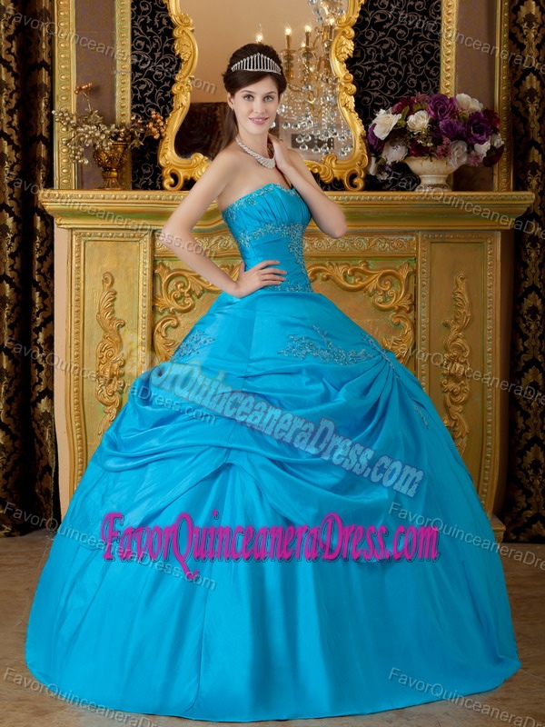 Elegant Blue Strapless Taffeta Quinceanera Dress with Appliques Best for Girls