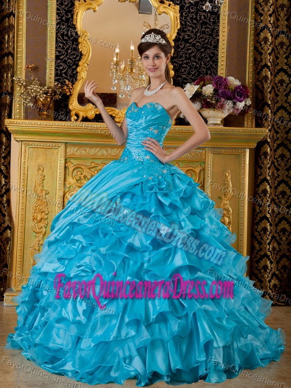 Appliqued Sweetheart Taffeta and Organza Quinceanera Dress with Ruffled Layers