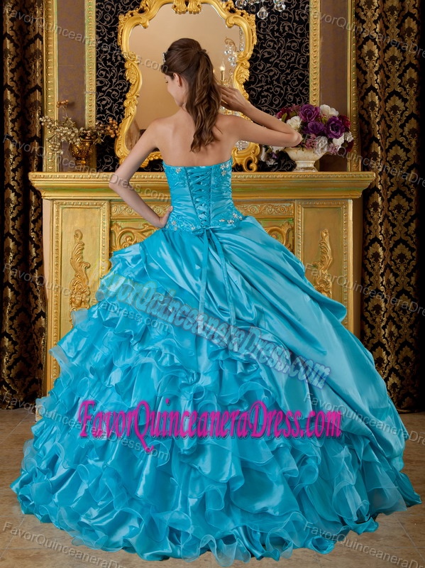 Appliqued Sweetheart Taffeta and Organza Quinceanera Dress with Ruffled Layers