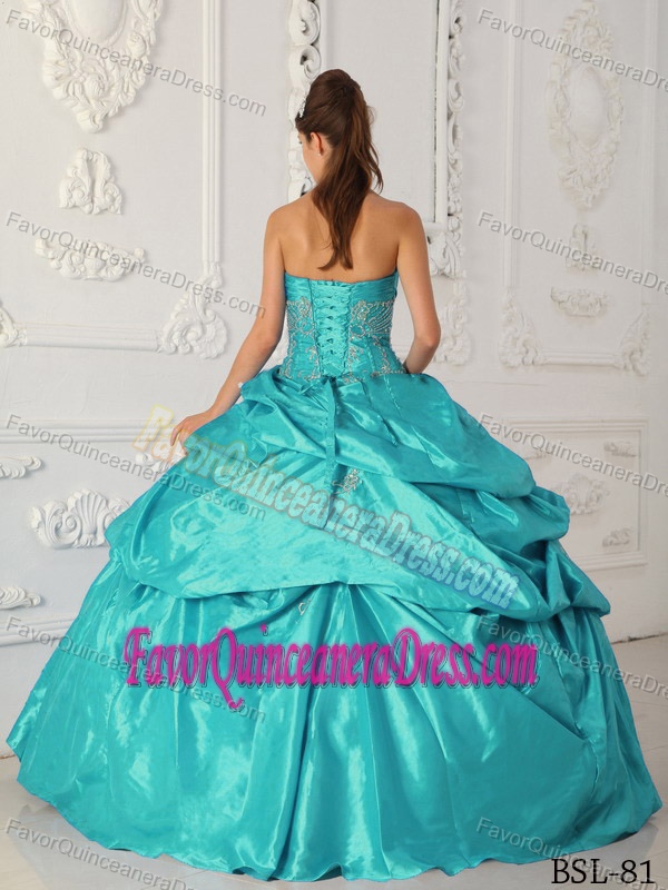 Gorgeous Sweetheart Taffeta Quinceanera Dress with Appliques and Pick Ups