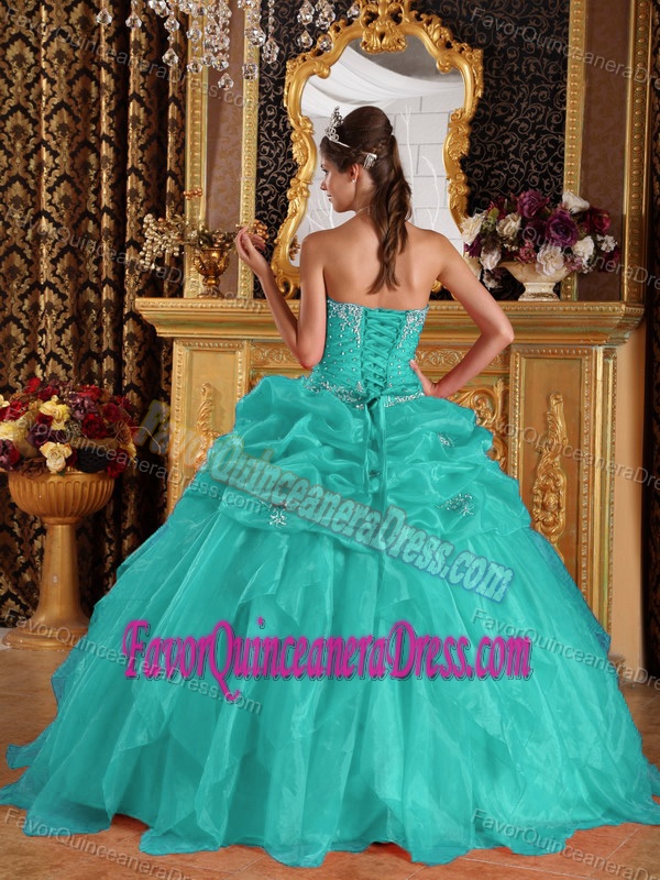 Lovely Sweetheart Appliqued Quinceanera Dress with Beading and Ruffles