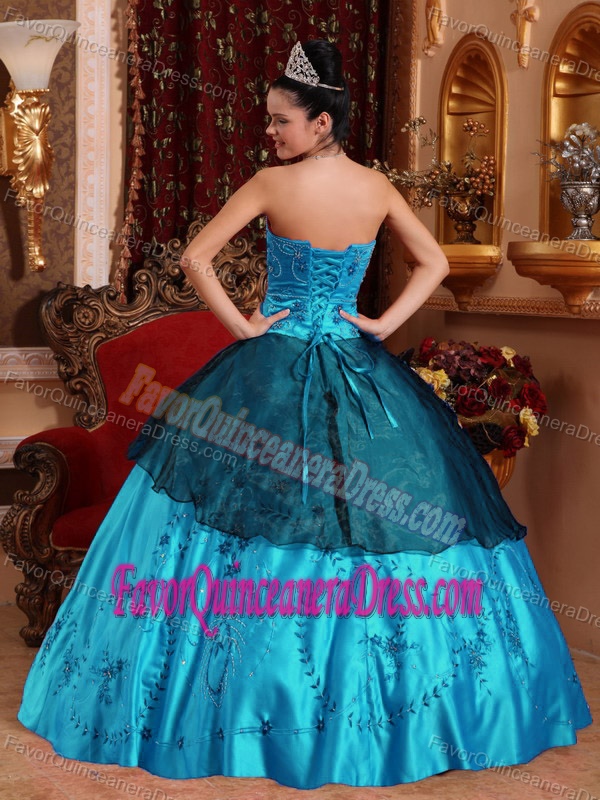 Teal Sweetheart Beaded Embroidery Quinceanera Dress in Satin and Organza