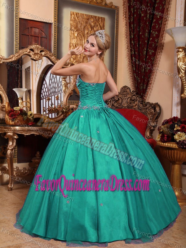 Elegant Strapless Appliqued Quinceanera Dress Made in Taffeta and Tulle