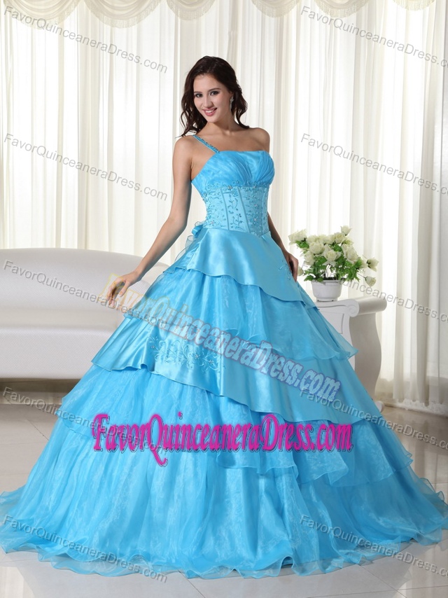 Special One Shoulder Beaded Quinceanera Dress Made in Organza Fabric