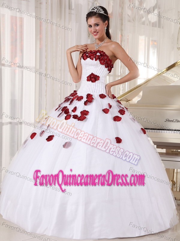 Recommended Tulle Satin White Quinceanera Dress with Floral Embellishment