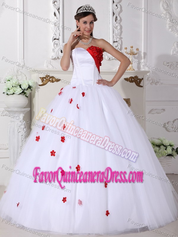 Perfect Tulle Satin White Ball Gown Quinceanera Dresses with Red Flowers