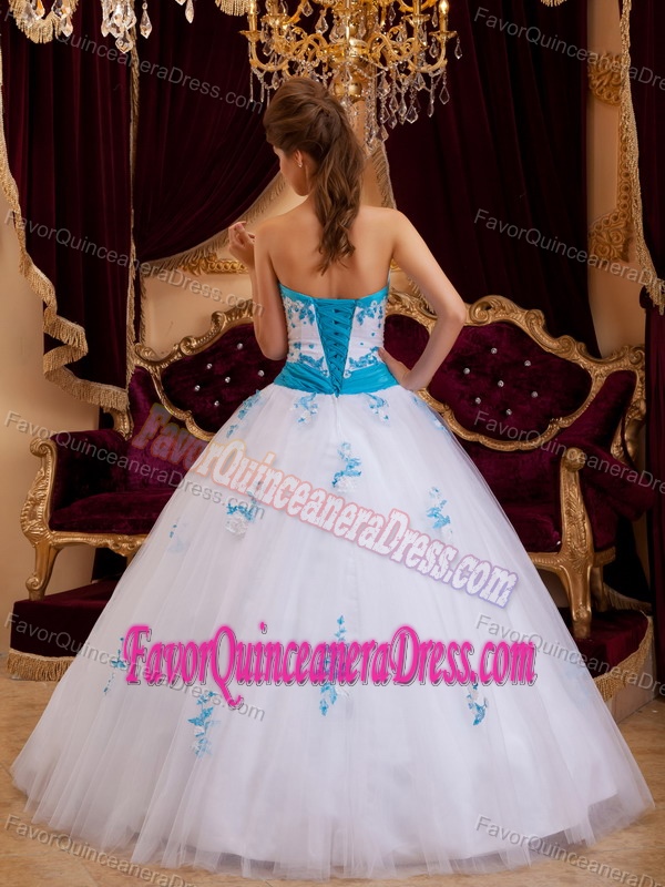 Attractive Tulle Satin White Summer Quinceanera Dress with Blue Appliques