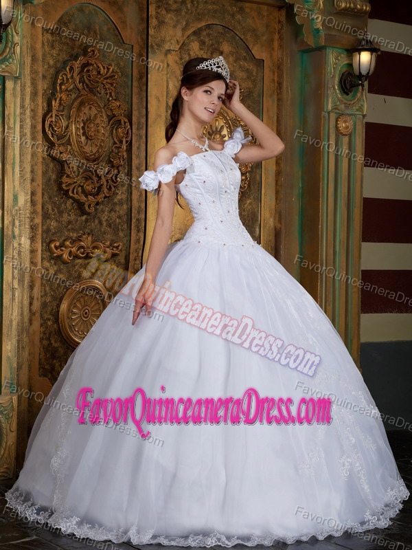 Fabulous Off-the-shoulder White Appliqued Sweet 15 Dress in Organza Satin