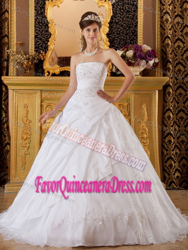 Best Seller Appliqued White Brush Train Quinceanera Gown in Tulle Taffeta